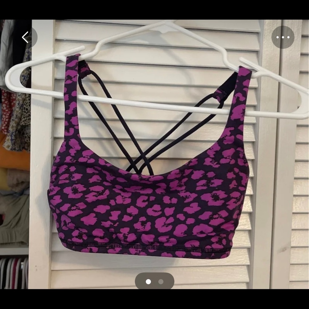 lululemon sports bra